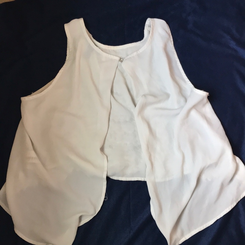 Laced backless crop top